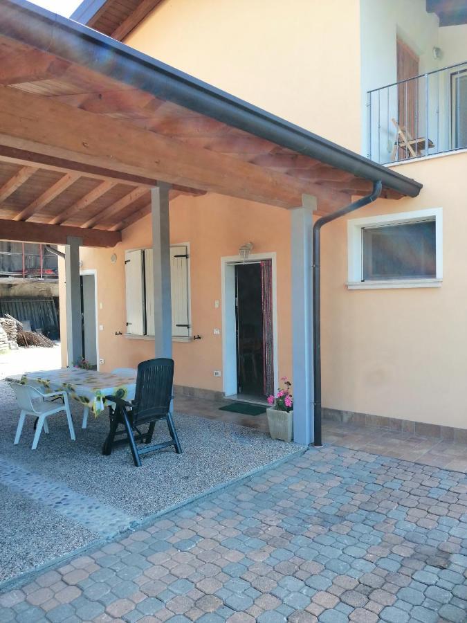 Apartmán Cascina Legnago Trilocale A 6 Chilometri Da Salo' Villanuova sul clisi Exteriér fotografie