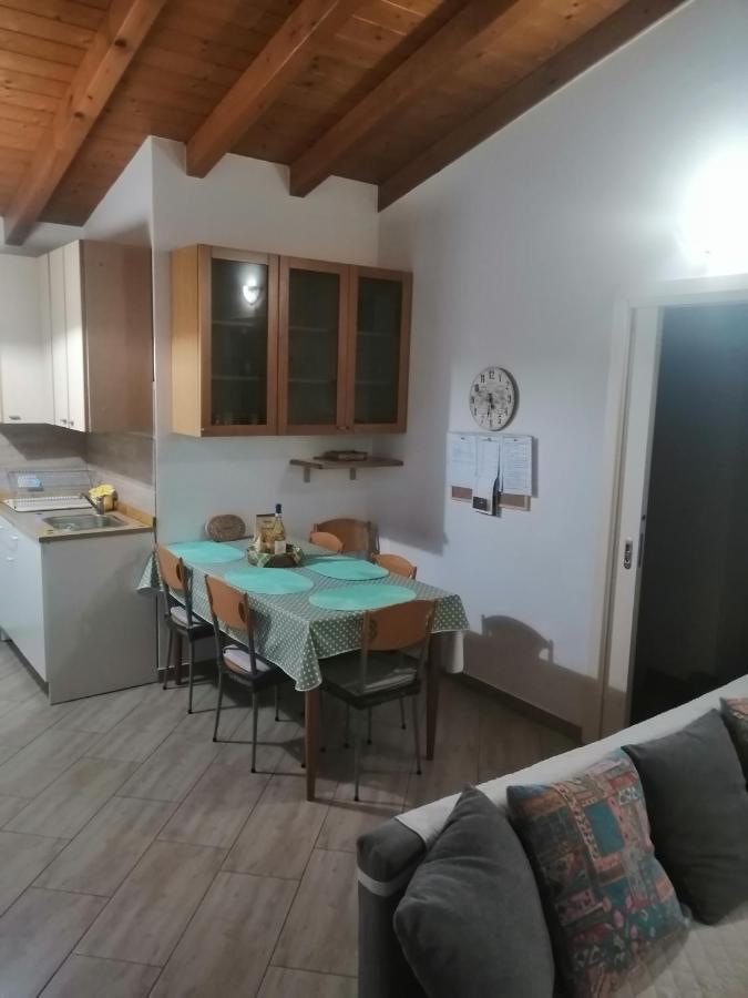 Apartmán Cascina Legnago Trilocale A 6 Chilometri Da Salo' Villanuova sul clisi Exteriér fotografie