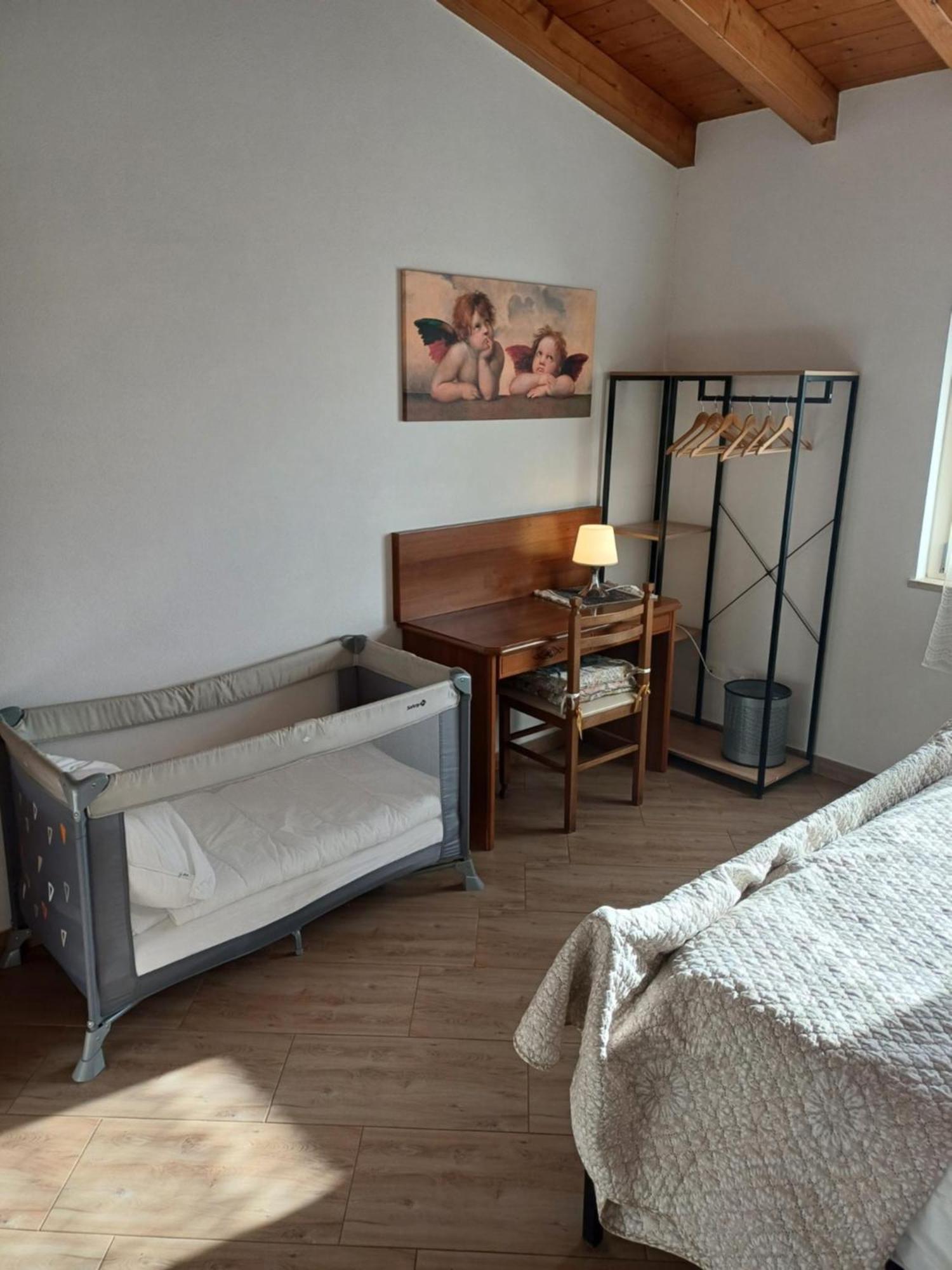 Apartmán Cascina Legnago Trilocale A 6 Chilometri Da Salo' Villanuova sul clisi Exteriér fotografie
