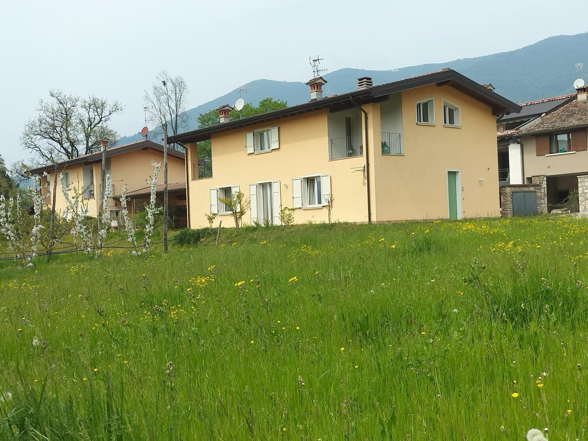 Apartmán Cascina Legnago Trilocale A 6 Chilometri Da Salo' Villanuova sul clisi Exteriér fotografie