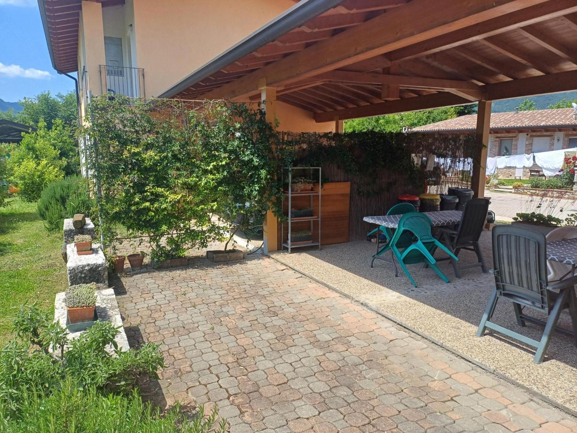 Apartmán Cascina Legnago Trilocale A 6 Chilometri Da Salo' Villanuova sul clisi Exteriér fotografie